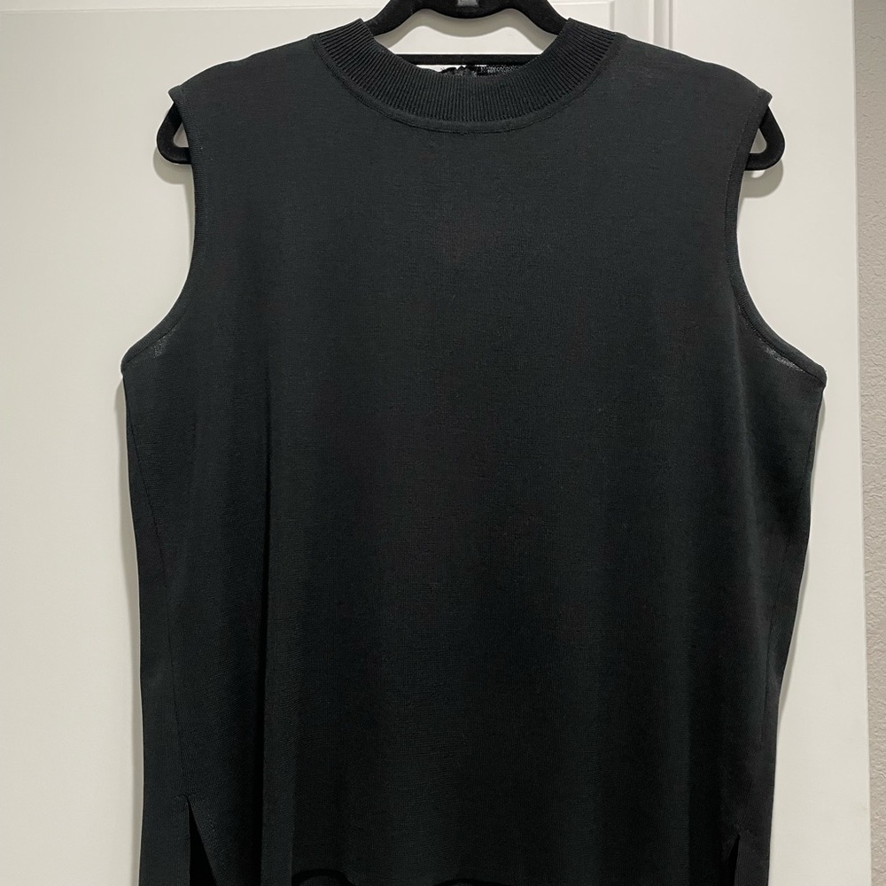 Ming Wang Black Sleeveless Top